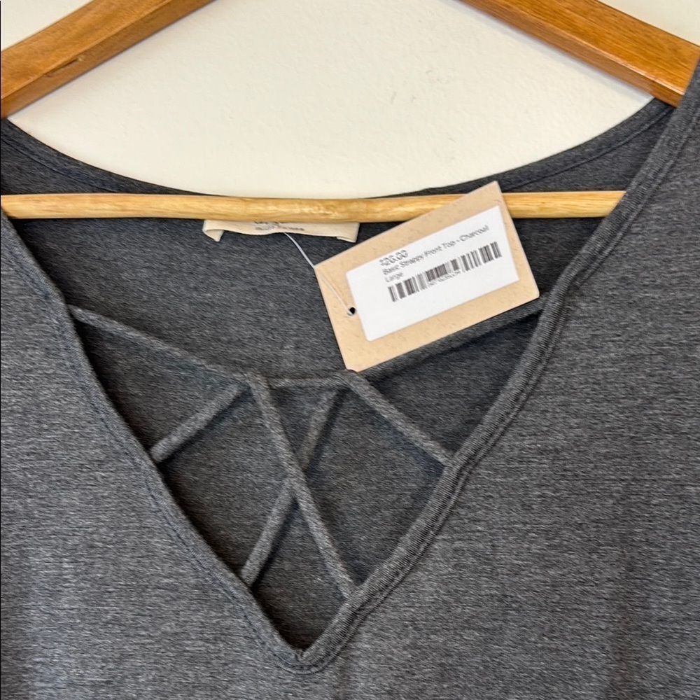 a.gain V Neck Long Sleeve Curved Hem Tunic NWT - Picture 4 of 5